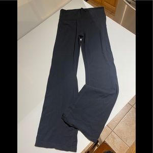 Athleta black high waisted groove pant